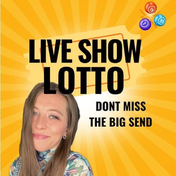 Handbags - 🚨abmart18 is LIVE🚨 like this to be notified of my shows!